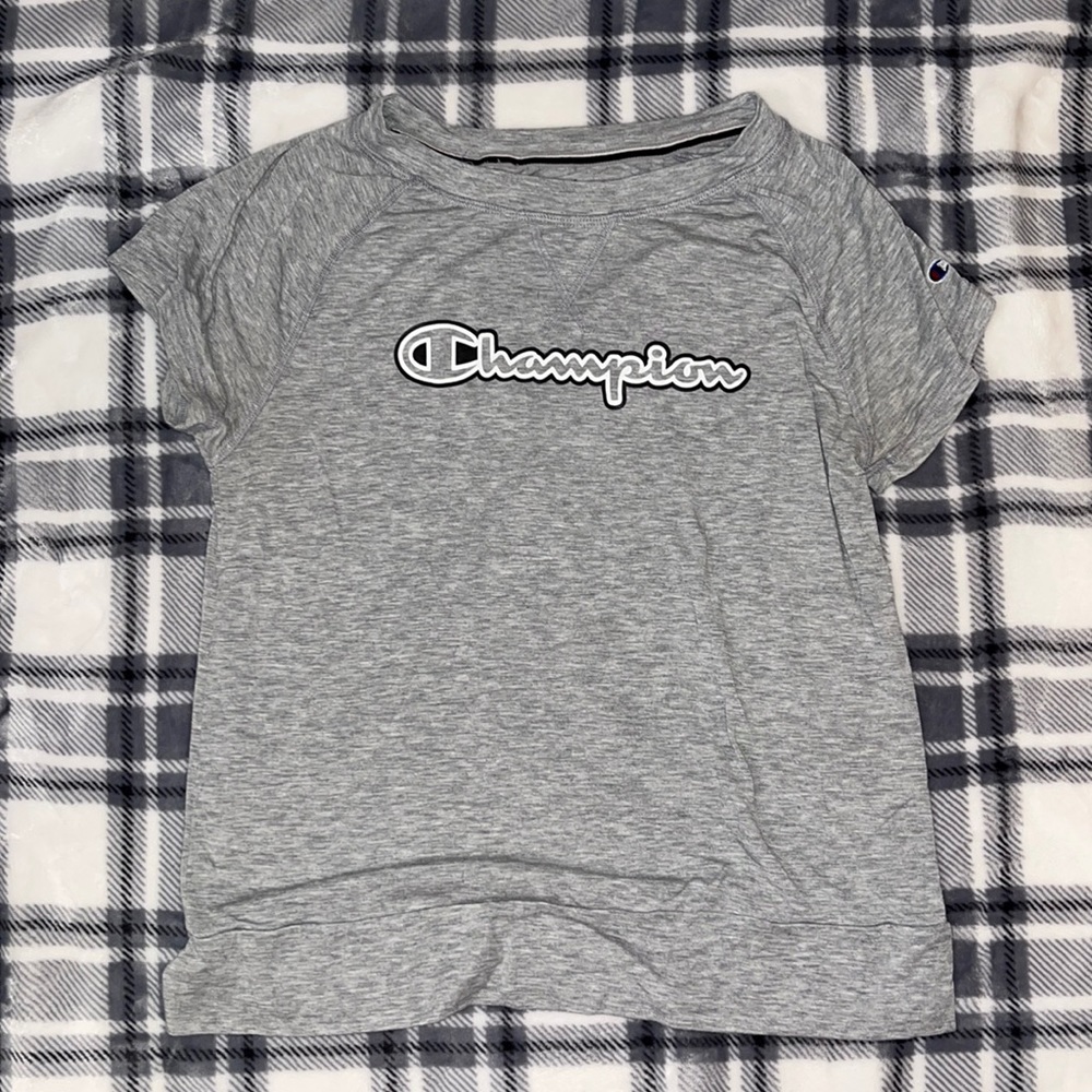 grey vintage champion t shirt. womens small.